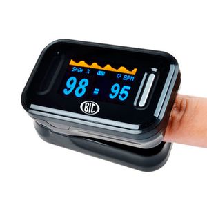 Oxímetro de Pulso Portátil Monitor de Dedo YK-80B Preto BIC